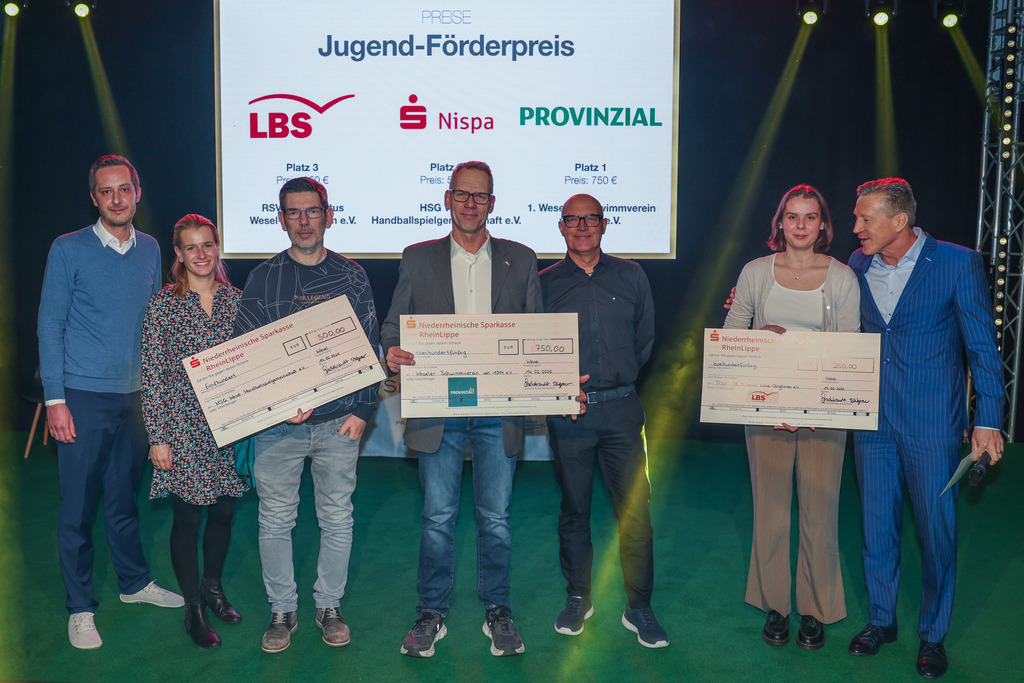 top-top.de250214-224 | Die 3. Weseler SportNacht, die große Sportgala mit Ehrungen der Weseler Sportler des Jahres 2024 findet am Freitag, den 14.02.2025 im Festzelt an der Rheinpromenade statt.Foto: Erwin Pottgiesser