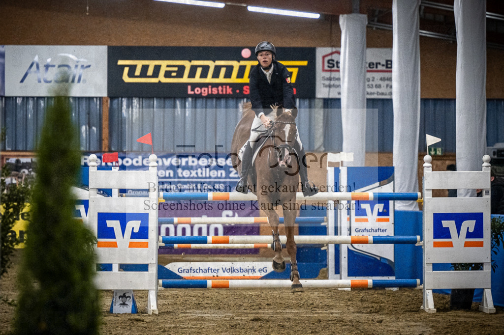 DOS_2119 | Entdecke hochwertige Reitturnierfotos von Foto Oger. Professionell, emotional und authentisch – jetzt Lieblingsmomente im Shop bestellen.Deutschlandweite Turnierfotografie. - Realisiert mit Pictrs.com