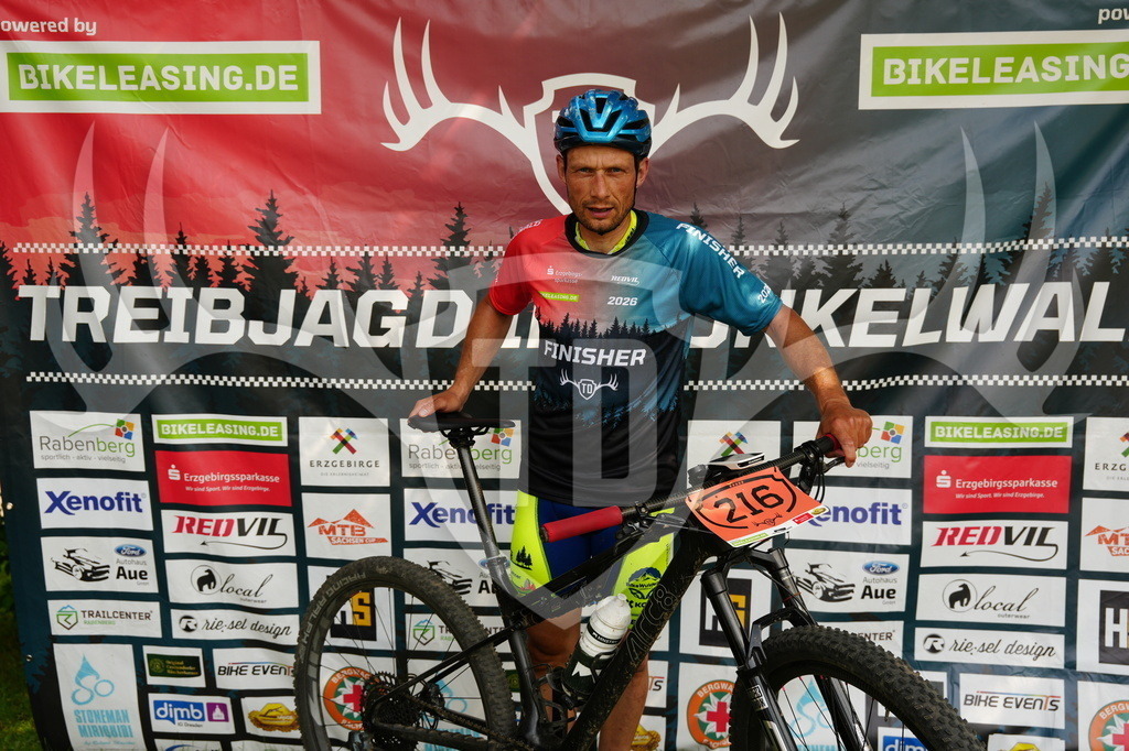 FC605651 | Fotogalerie der Treibjagd im Dunkelwald - Dein MTB Etappenrennen im Erzgebirge - Realisiert mit Pictrs.com