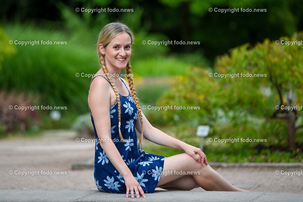 Beate Korntner_ Schauspielerin_ Saengerin_ 12.07.2023-2 | 12.07.2023, Linz, AUT, Konzert Beate Korntner, im Bild Beate Korntner (Schauspielerin, Saengerin)