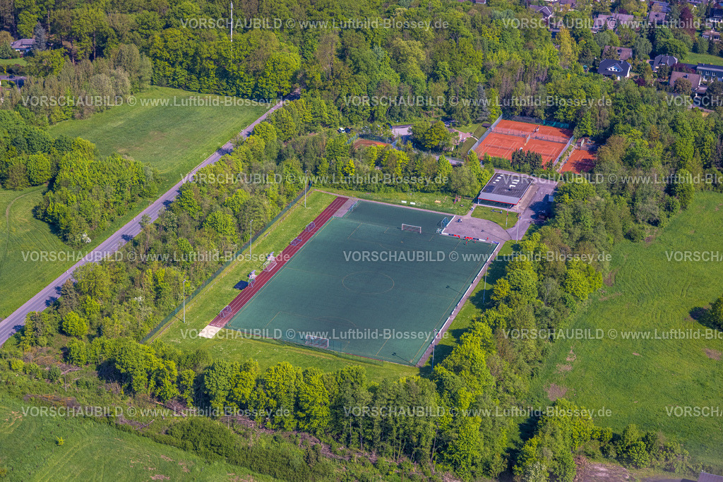 Arnsberg230500375 | Luftbild, Sportplatz SV 1919 Herdringen, Herdringen, Arnsberg, Sauerland, Nordrhein-Westfalen, Deutschland