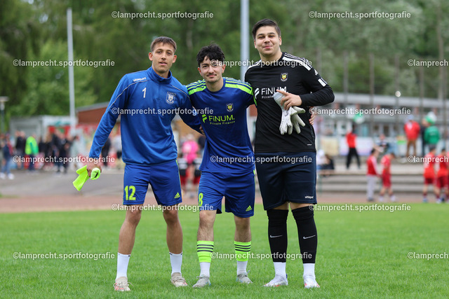 Fußball I Junioren I Kreispokal Lübeck I Finale I JSG Concordia Lübeck - TSV Siems I 09.06.2025.027 | v.l. Maksim Galtsew (12, JSG Concordia Lübeck), Faiz Abdi (8, JSG Concordia Lübeck), - Realisiert mit Pictrs.com