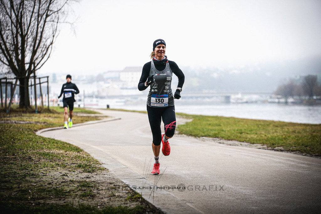 ..... | Linz, AUSTRIA,14. Dezember 25, ALOHA WINTERLAUF DEZEMBER 25 , Image shows: Photo: WAPICS / Andreas Willdoner