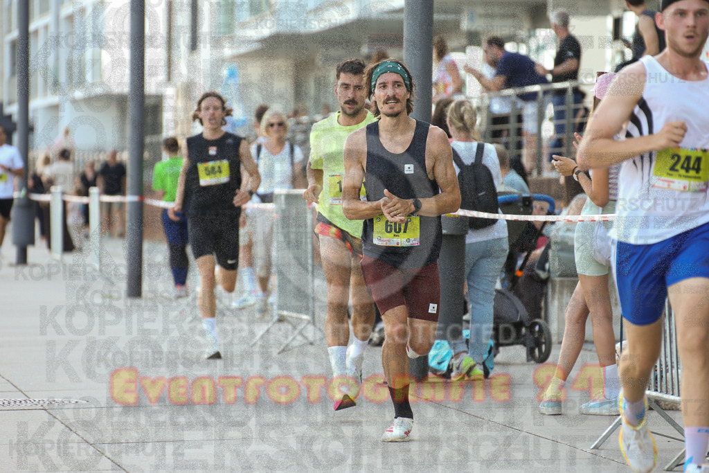 250920_1443_EX1_7384 | Sportfotografie im Rhein-Sieg Kreis, Köln, Bonn, NRW, Rheinland Pfalz, Hessen, etc. Unser Tätigkeitsfeld umfasst den Laufsport vom Volkslauf über den Marathon, Duathlon, Triathon bis zum Ultralauf wie Kölnpfad Ultra oder Schindertrail.
