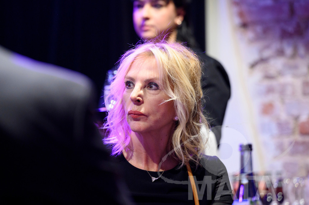 _DWA8385 | Hale Soygazi als Ehrenpreisträgerin 2024 bei der Eröffnung der 28. Film Festival Türkei Deutschland  am 08.3.2024  in Nürnberg - Realisiert mit Pictrs.com