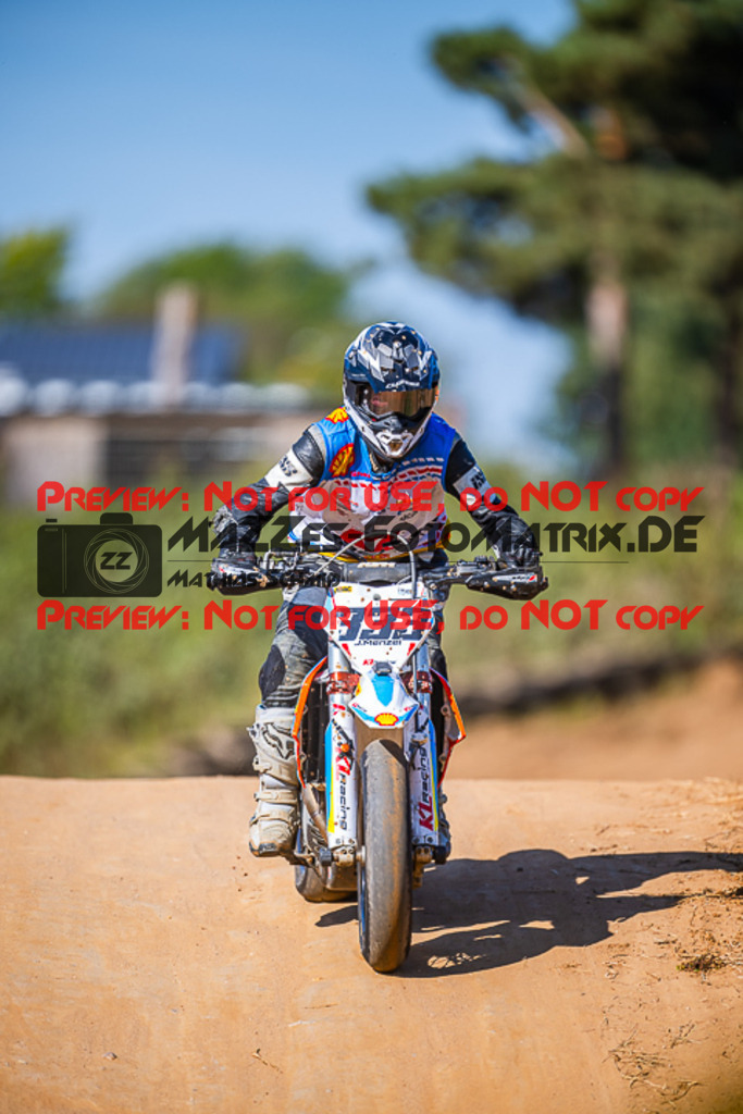 MaZZes_FotoMatrix_230916_1651 | S4