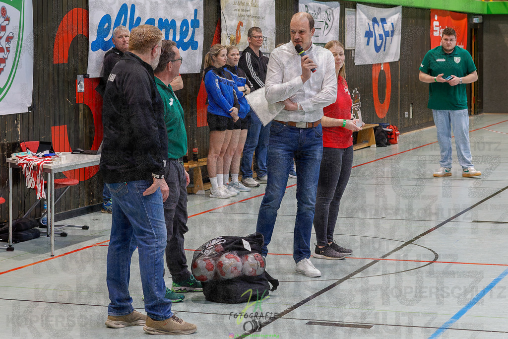 Hessenmeisterschaft wJC - Finale; HSG Kleenheim - HSG Weiterstadt/ Braunsh.Worf. | Hessenmeisterschaft wJC - Finale; HSG Kleenheim - HSG Weiterstadt/ Braunsh.Worf. am 22.03.2025 in Biedenkopf (Sporthalle Lahntalschule)Photo © 2025 - Jörg Heinrich - Realisiert mit Pictrs.com