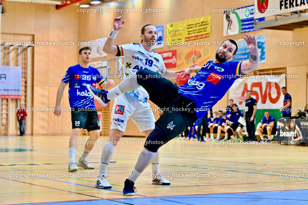 SC Ferlach vs. ALPLA HC Hard 2.3.2024 | #35 JURANIC Jura Egon SC Ferlach, #19 SCHNABL Nico HC Hard, #81 MILICEVIC Adrian SC Ferlach, SC Ferlach vs. ALPLA HC Hard 2.3.2024, SC Ferlach vs. ALPLA HC Hard am 02.03.2024 in Ferlach (Ballspielhalle Ferlach), Austria, (Photo by Bernd Stefan)