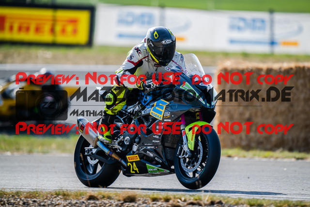 MaZZes_FotoMatrix_220722_9958 | PRO SUPERSTOCK