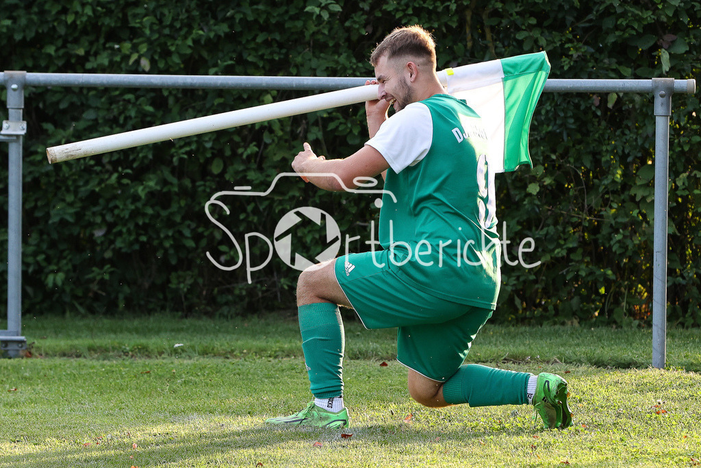 DJK Stotzard - TSV Hollenbach II  | Jubel nach Elfmeter zum 2-0