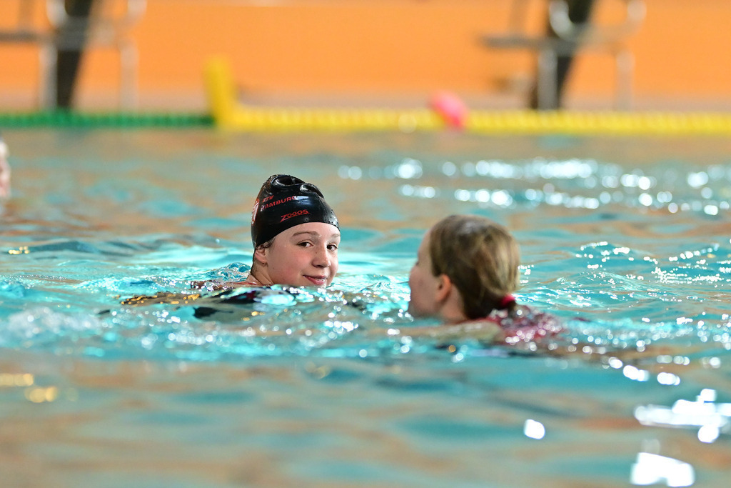 Wasserball I Juniorinnen I Saison 2024-2025 I DSV-Nachwuchscup U16 I SSV Esslingen - Eimsbütteler TV I 47989 | Der Sportfotograf. - Realisiert mit Pictrs.com