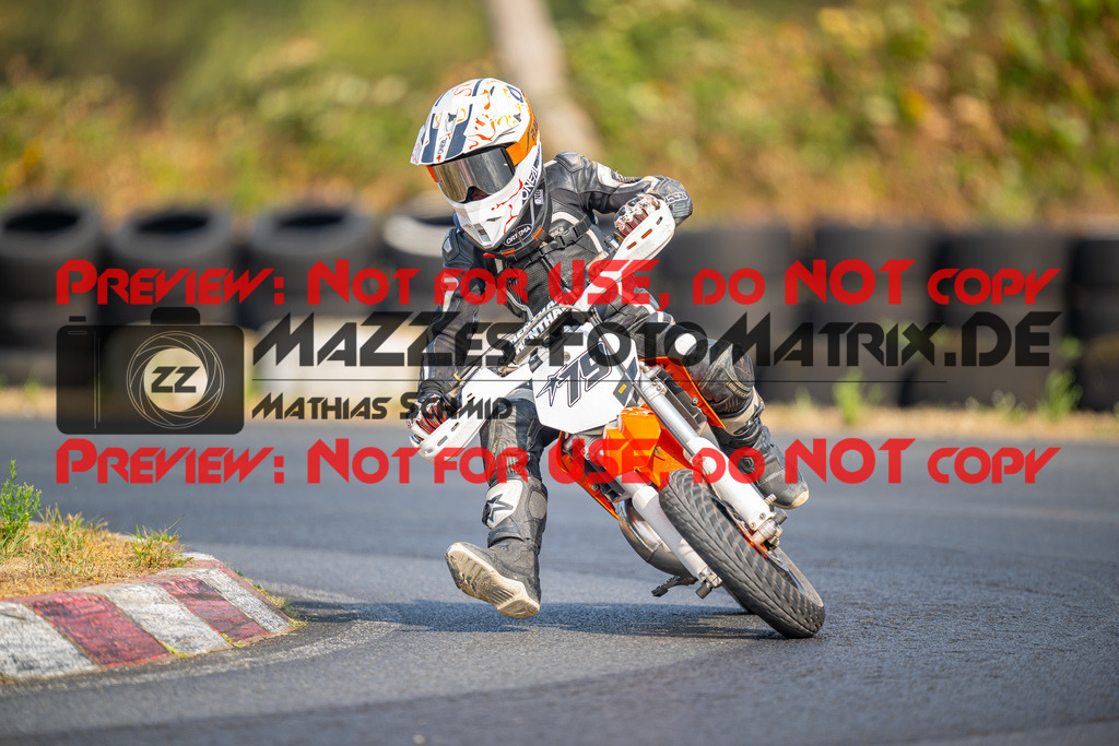 MaZZes-Fotomatrix-20260816-617109 | ROOKIES