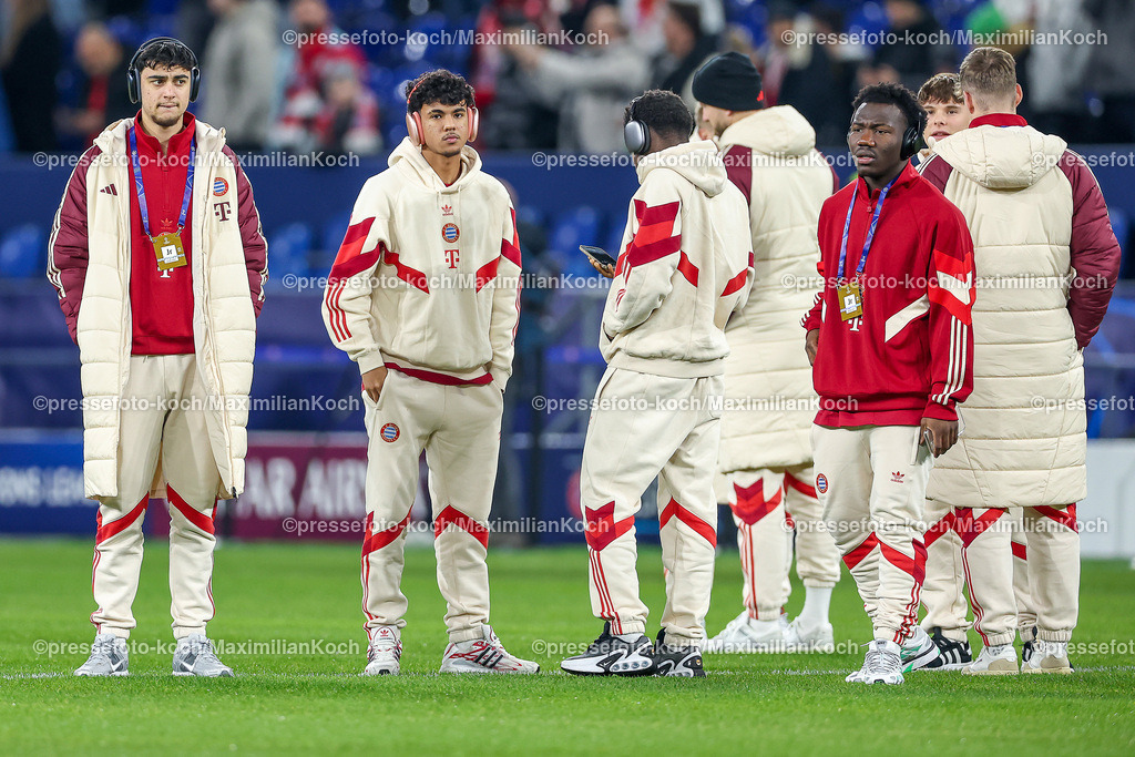 UCL10122401011 | 10.12.2024, Fußball, UEFA Champions League, Schachtar Donezk - FC Bayern München, Arena AufSchalke Gelsenkirchen, 8. Spieltag Saison 2024 2025: Platzbegehung vor dem Spiel DFB regulations prohibit any use of photographs as image sequences and or quasi-video.