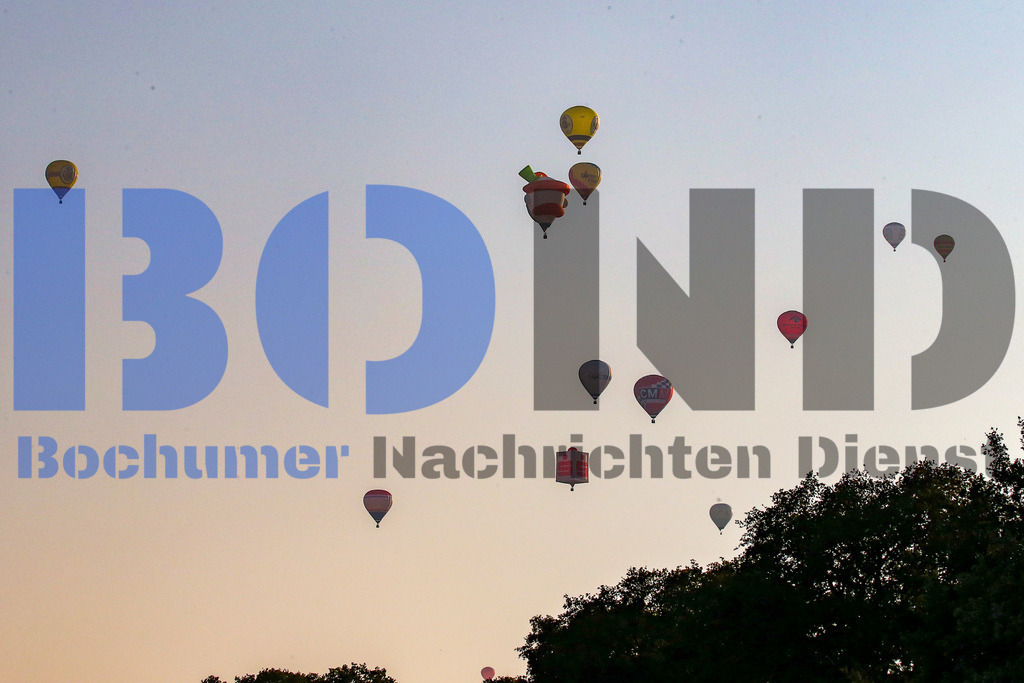  04.09.2021 - 
 | Sebastian Sendlak / Bochumer Nachrichtendienst (BOND) - Montgolfiade 2021 - Realisiert mit Pictrs.com