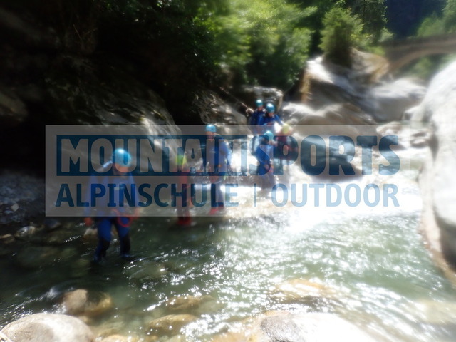 P7230121 | Bestelle die Bilder deines Berg- oder Wasser-Abenteuers mit Mountain Sports bequem von zu Hause aus direkt über unseren Online Fotoshop von pictrs.com. - Realisiert mit Pictrs.com
