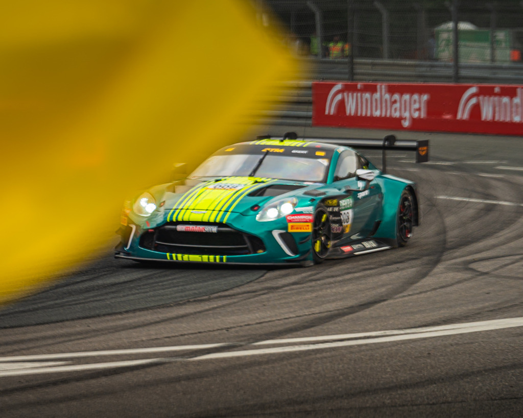 TXO05900 | Exklusive Motorsport-Fotografie aus Leipzig von TXO Media – für Rennfahrer, Teams & Sponsoren. Sausemuth liefert starke Bilder, die Emotion zeigen. Jetzt buchen & glänzen! - Realisiert mit Pictrs.com