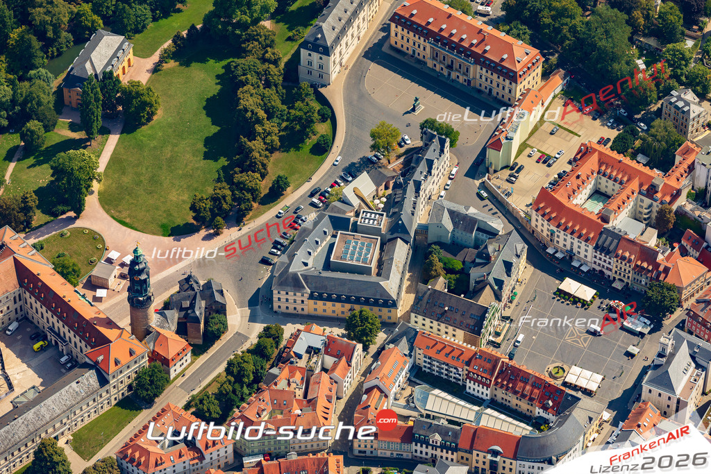 Grüner Markt Weimar Bild- Das Luftbild wurde 2025 vom UL-Flugzeug heraus erstellt ( keine Drohne bzw. Drohnenaufnahme ) - Hochauflösende Luftaufnahme -Nicht vergleichbar mit Google Maps oder Satelittenbilder- Die Geschenkidee !Mit Lizenz und Bildrechte bestellbar - CC