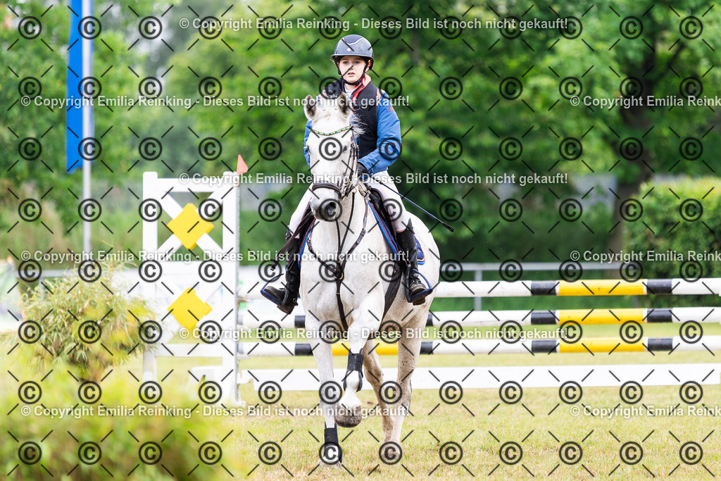 CL5A8643 | Emilia Reinking Fotografie - Realisiert mit Pictrs.com