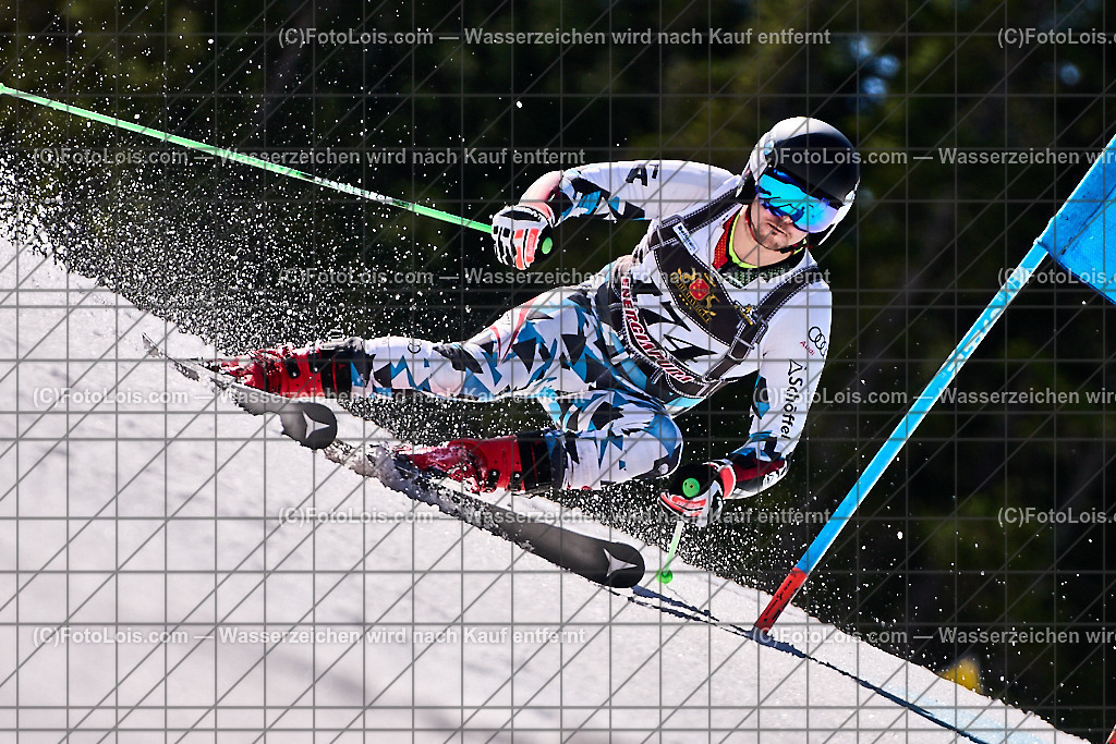 ALP1765_Reiteralm_MASTERS-LM_RTL_Ganser Dominik | (C)FotoLois.com, Alois Spandl. Steirische MASTERS-Landesmeisterschaften Ski alpin mit Wien und Salzburg, Reiteralm, Sa 13. April 2024.