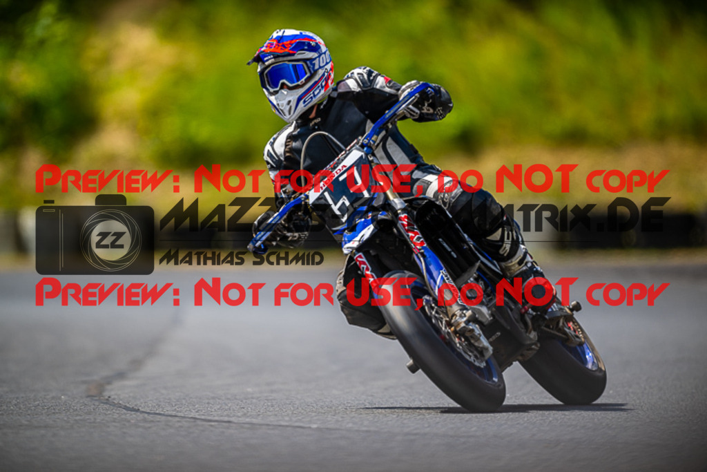 MaZZes_FotoMatrix_220528_9895 | Fotograf Mathias Schmid
Sportfotograf,
Eventfotograf,
Hochzeitsfotograf,
Portraitfotograf