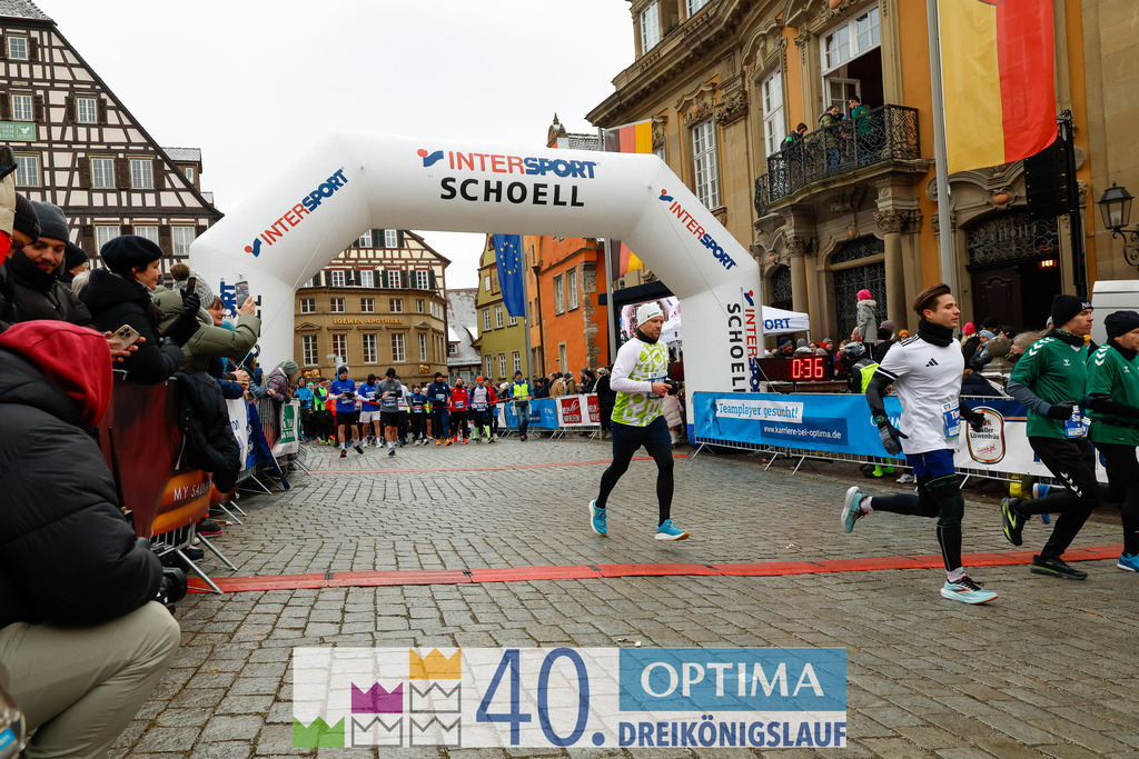 VR Bank Hauptlauf 10km | 40. Optima 3koenigslauf 2026 - Realisiert mit Pictrs.com