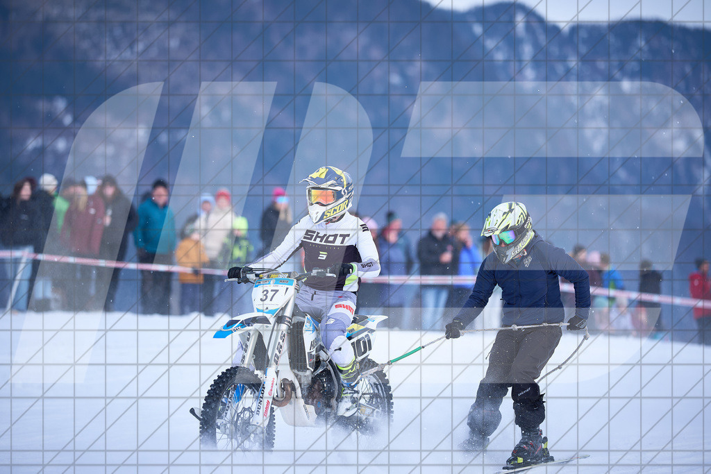 11. Holzknecht Skijöring | Skijöring am 24.01.2026: 11. Holzknecht Skijöring in Gosau am Dachstein, Oberösterreich, ÖsterreichFoto: © 2026 Martin Bihounek | mb-creative.eu