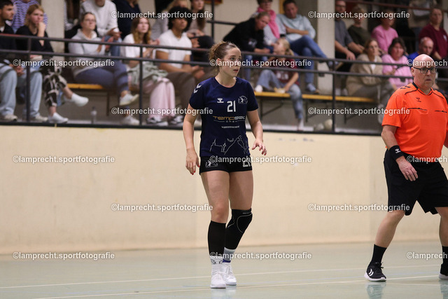 Handball I Juniorinnen I Saison 2026-2027 I Oberliga Schleswig-Holstein I 3. Spieltag I HSG Kalkberg 06 - TSV Bargteheide 186 | Amelie Fee Bastian (21, HSG Kalkberg 06) - Realisiert mit Pictrs.com