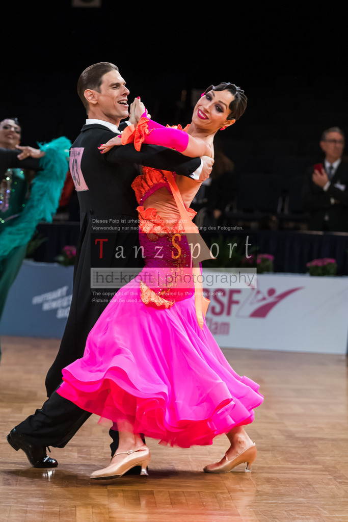 20250821_WDSF-SenI-Std-R1_4390 | Tanzsportbilder, Standardtanz, Lateintanz, WDSF, DTV, LTVB, dancecomp, goc, hessen tanzt, blaues band der spree, walzer, tango, wiener walzer, slowfox, quickstepp, samba, rumba, cha-cha-cha, paso doble. jive, hd-kroft photography, turniertanzsport