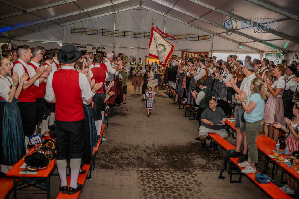 DSC_4483 | "Fussifoto.com – Ihr Ansprechpartner für hochwertige Fotografie! Entdecken Sie kreative Bilder und professionelle Dienstleistungen. Kontaktieren Sie uns für Ihre Projekte!"