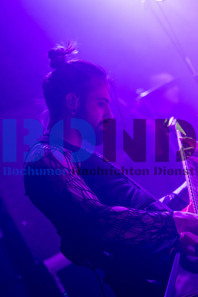 SES_ENIKOL20250501-43 | bond - Realisiert mit Pictrs.com