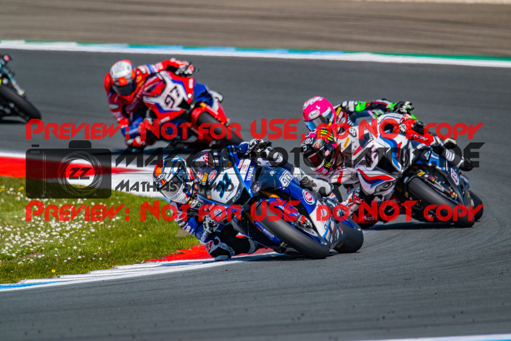 MaZZes_Fotomatrix-220423-90122 | Fotograf Mathias Schmid
Sportfotograf,
Eventfotograf,
Hochzeitsfotograf,
Portraitfotograf