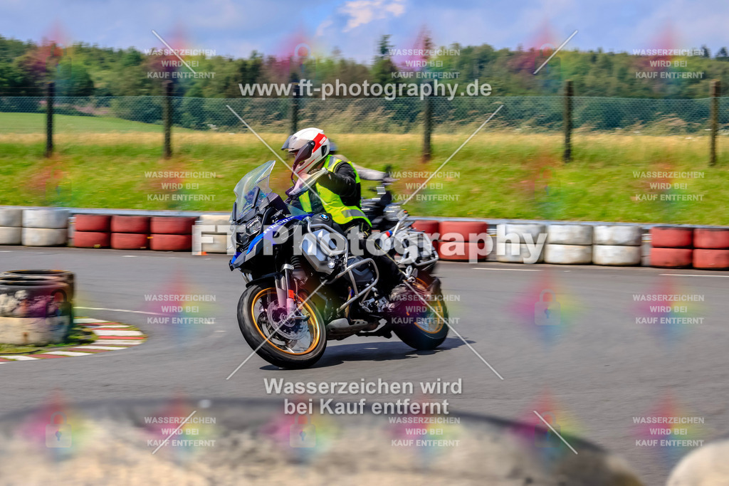 _TCM3382 | Hier findet Ihr Bilder von Touristenfahrten auf der Nürburgring Nordschleife oder von anderen Veranstaltungen die ich besucht habe. Viel Spass beim Durch Schauen 