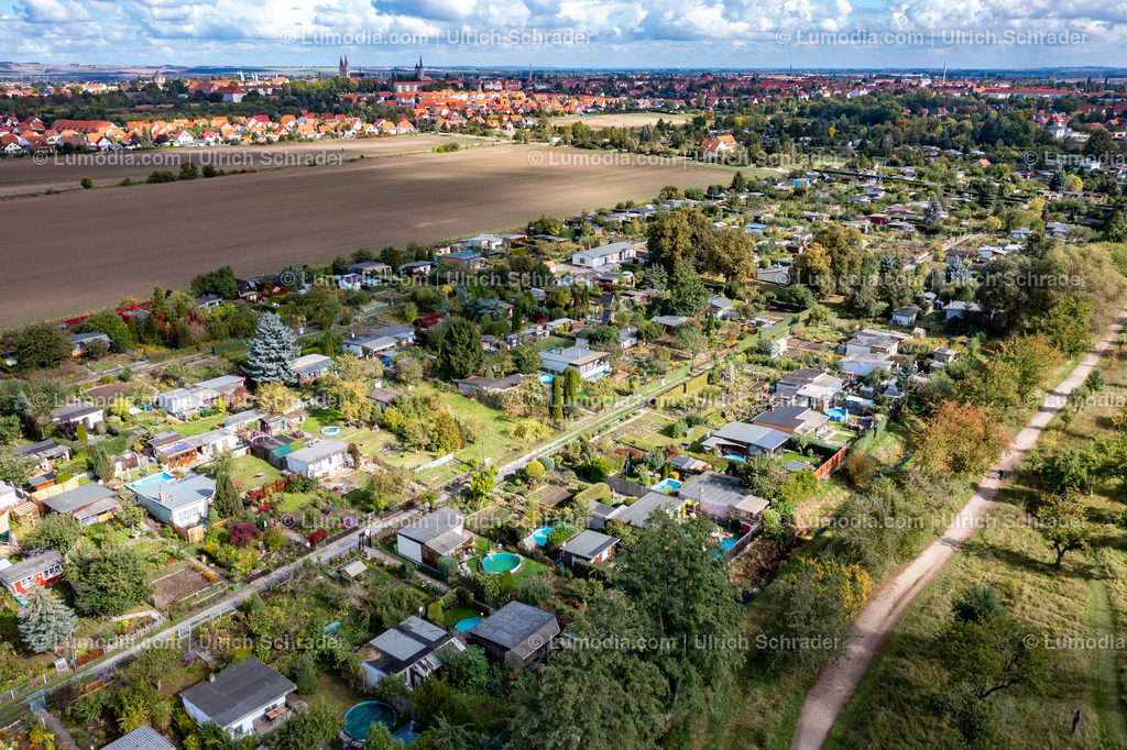 10049-51393 - Blick von den Spiegelsbergen auf Halberstadt | Stockfoto und Bilderpool mit Bildmaterial aus Deutschland, dem Harz, Halberstadt, Quedlinburg, Wernigerode und weltweit. Qualitativ hochwertige und professionelle Fotos anschauen und kaufen. - Realisiert mit Pictrs.com