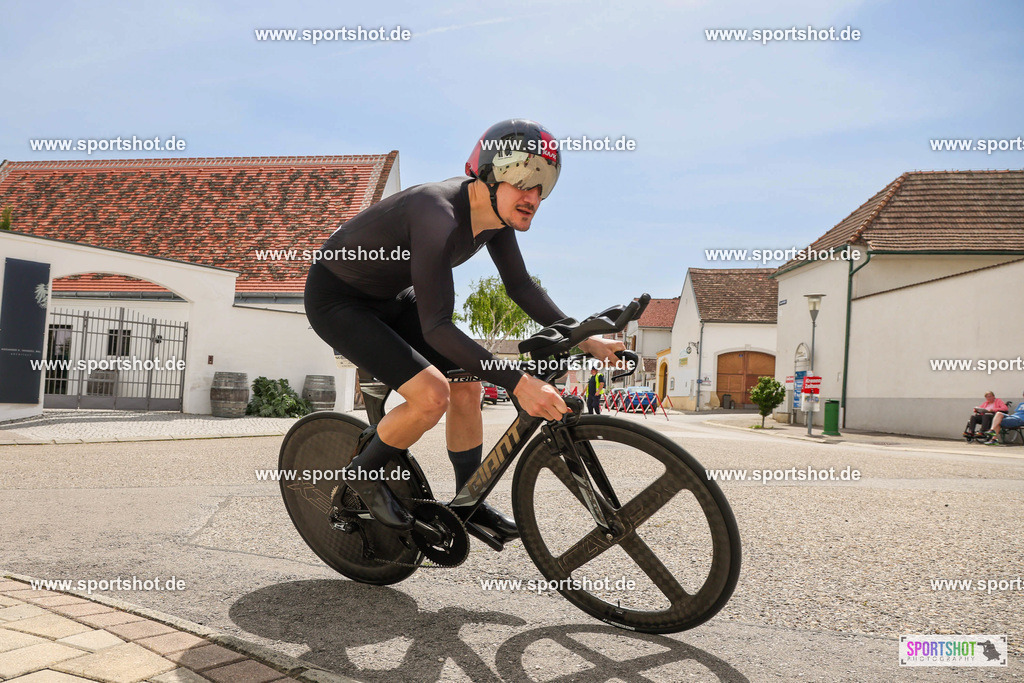 LUR_6443 | Neusiedler See Radmarathon 2025 #neusiedlerseeradmarathon #yourpictrs #sportshot_your_pictrs @Sportshotphotography Copyright:www.sportshot.de