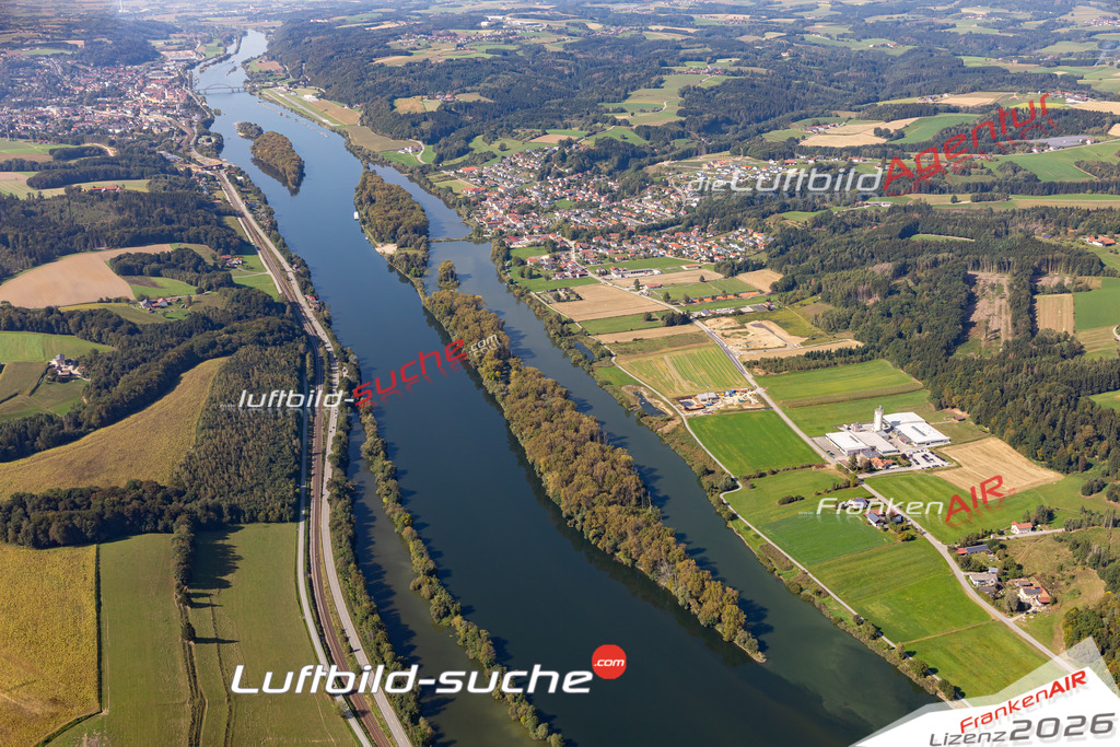 Das Luftbild der Stadt Windorf wurde 2020 vom Flugzeug heraus erstellt (keine Drohne) Aufnahmehöhe ca.400 Meter- hohe Auflösung und Qualität garantiert!