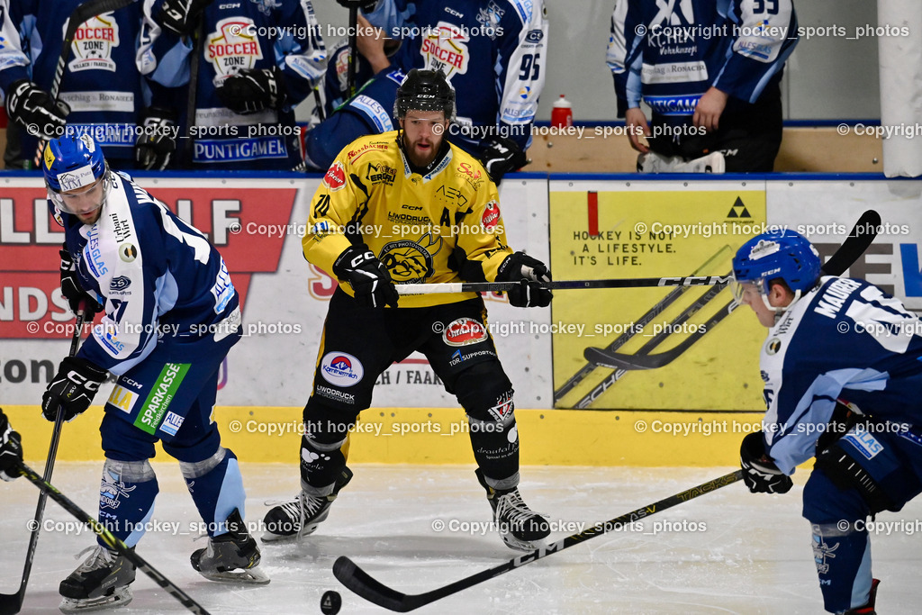 ESC Steindorf vs. MET PHOTOVOLTAIK HORNETS SPITTAL | #57 Wilfan Franz ESC Steindorf, #70 Kronig Daniel EC Hornets Spittal, #46 Maurer Julian ESC Steindorf, ESC Steindorf vs. MET PHOTOVOLTAIK HORNETS SPITTAL, ESC Steindorf vs. MET PHOTOVOLTAIK HORNETS SPITTAL am 26.10.2024 in Steindorf (Ossiachersee Halle), Austria, (Photo by Bernd Stefan)