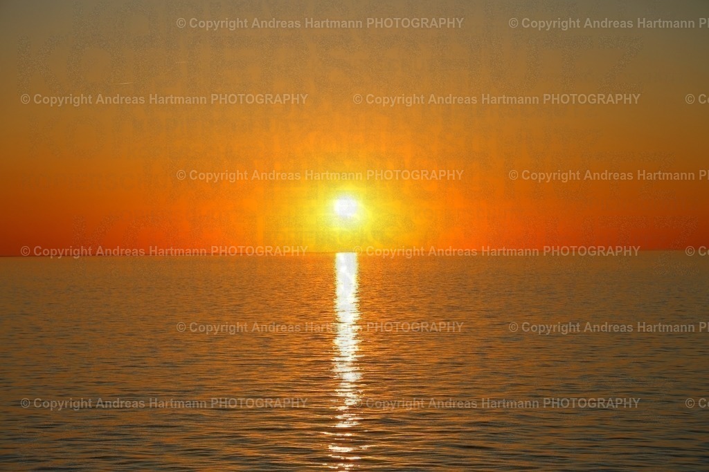 Sonnenuntergang an der süddänischen Küste | Sonnenuntergang an der süddänischen Küste - Realisiert mit Pictrs.com