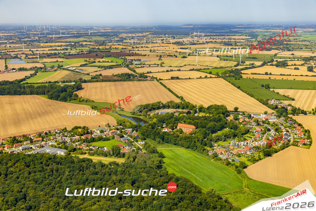 Cismar Grömitz Bild- Das Luftbild wurde 2025 vom UL-Flugzeug heraus erstellt ( keine Drohne bzw. Drohnenaufnahme ) - Hochauflösende Luftaufnahme -Nicht vergleichbar mit Google Maps oder Satelittenbilder- Die Geschenkidee !Mit Lizenz und Bildrechte bestellbar - CC