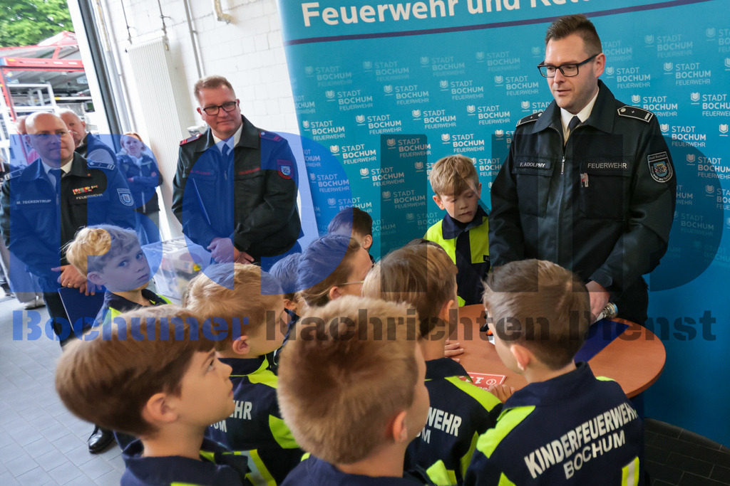 SES_KINFEU20250503-9 | bond - Realisiert mit Pictrs.com