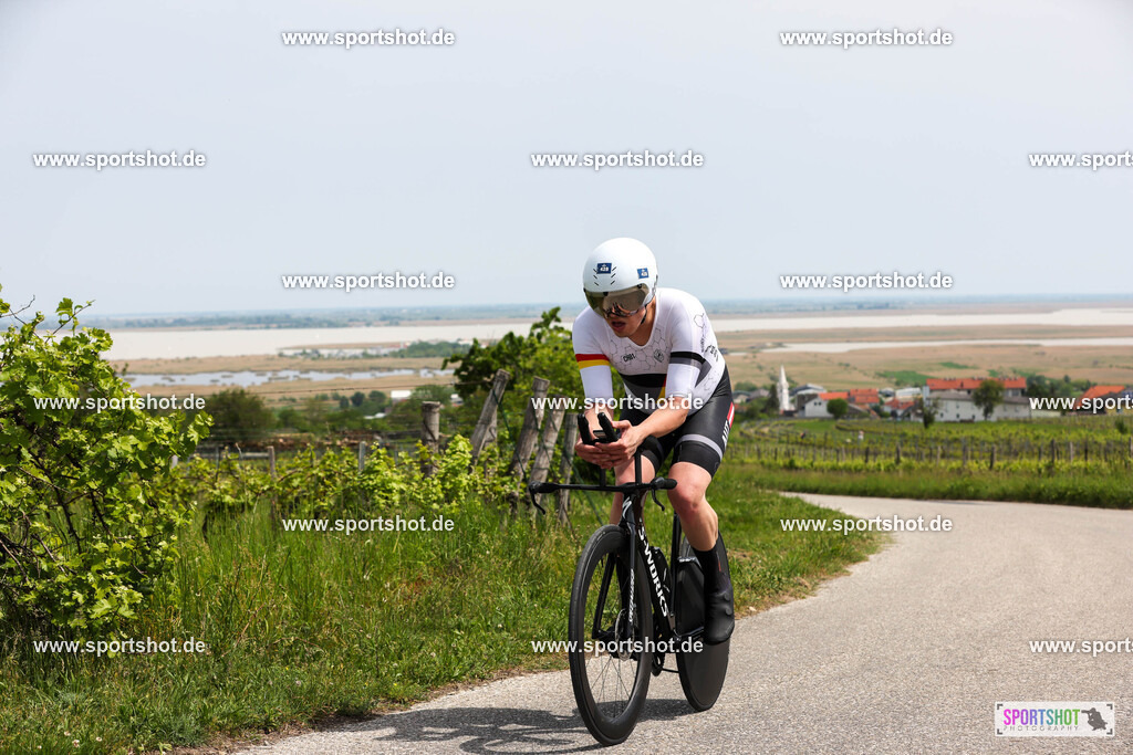 007A4460 | Neusiedler See Radmarathon 2025 #neusiedlerseeradmarathon #yourpictrs #sportshot_your_pictrs @Sportshotphotography Copyright:www.sportshot.de