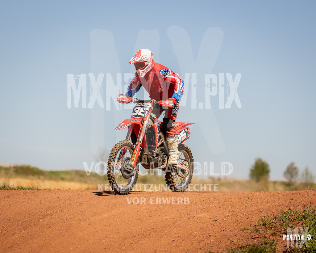 866A4369 | mxndyyvipix