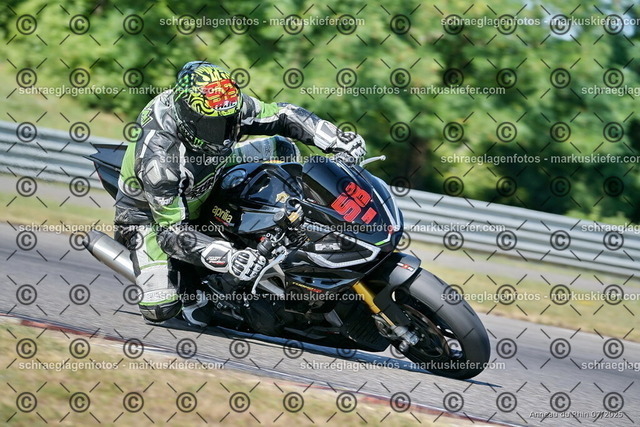 25bt04-0196 | markuskiefer.com - Realisiert mit Pictrs.com