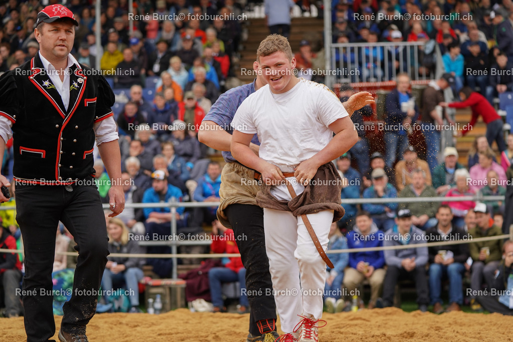 20220508-DSC04883 (2)-2 | René Burch leidenschaftlicher Fotograf aus Kerns in Obwalden.  Hier finden sie Sport, Landschaft und Natur Fotografie.
 - Realisiert mit Pictrs.com