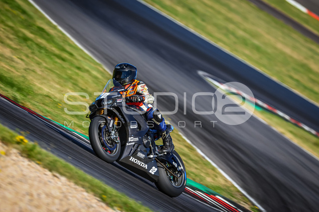 0022-260711LR-021_22 | Deine Full-Service-Agentur für ✔️Videoproduktionen und ✔️Motorsportfotografie Jetzt Angebot anfragen!
