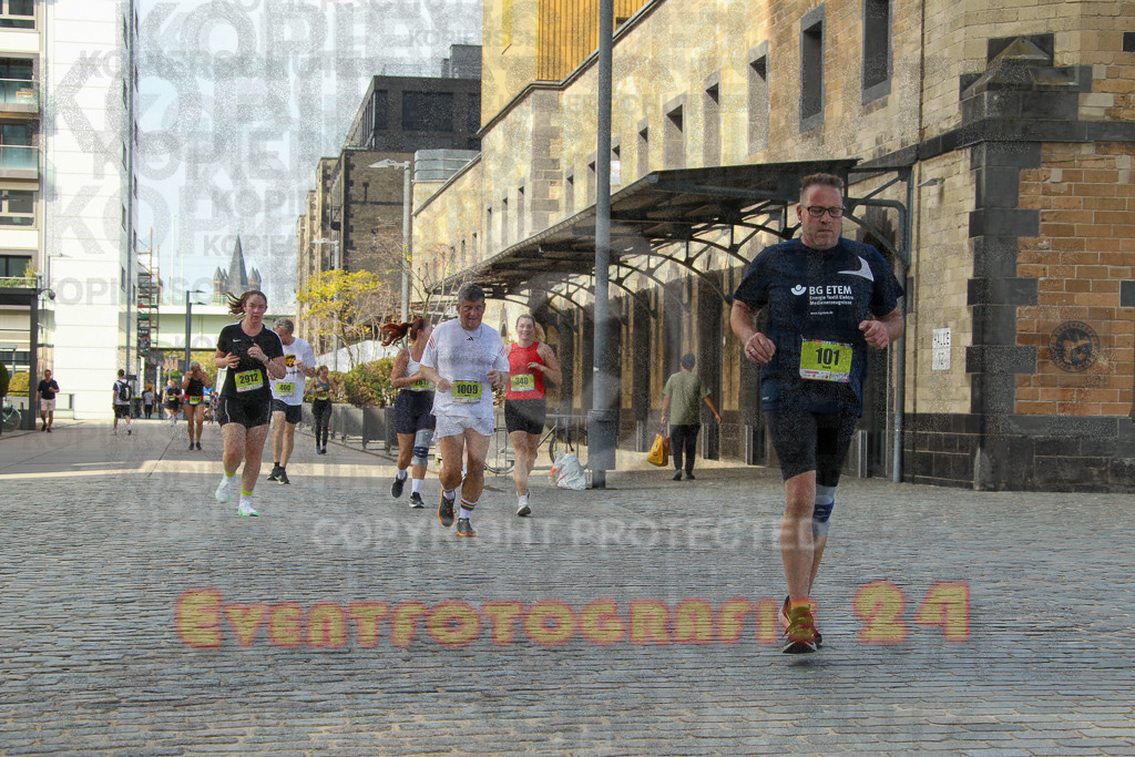 250920_1501_EV4_7880 | Sportfotografie im Rhein-Sieg Kreis, Köln, Bonn, NRW, Rheinland Pfalz, Hessen, etc. Unser Tätigkeitsfeld umfasst den Laufsport vom Volkslauf über den Marathon, Duathlon, Triathon bis zum Ultralauf wie Kölnpfad Ultra oder Schindertrail.