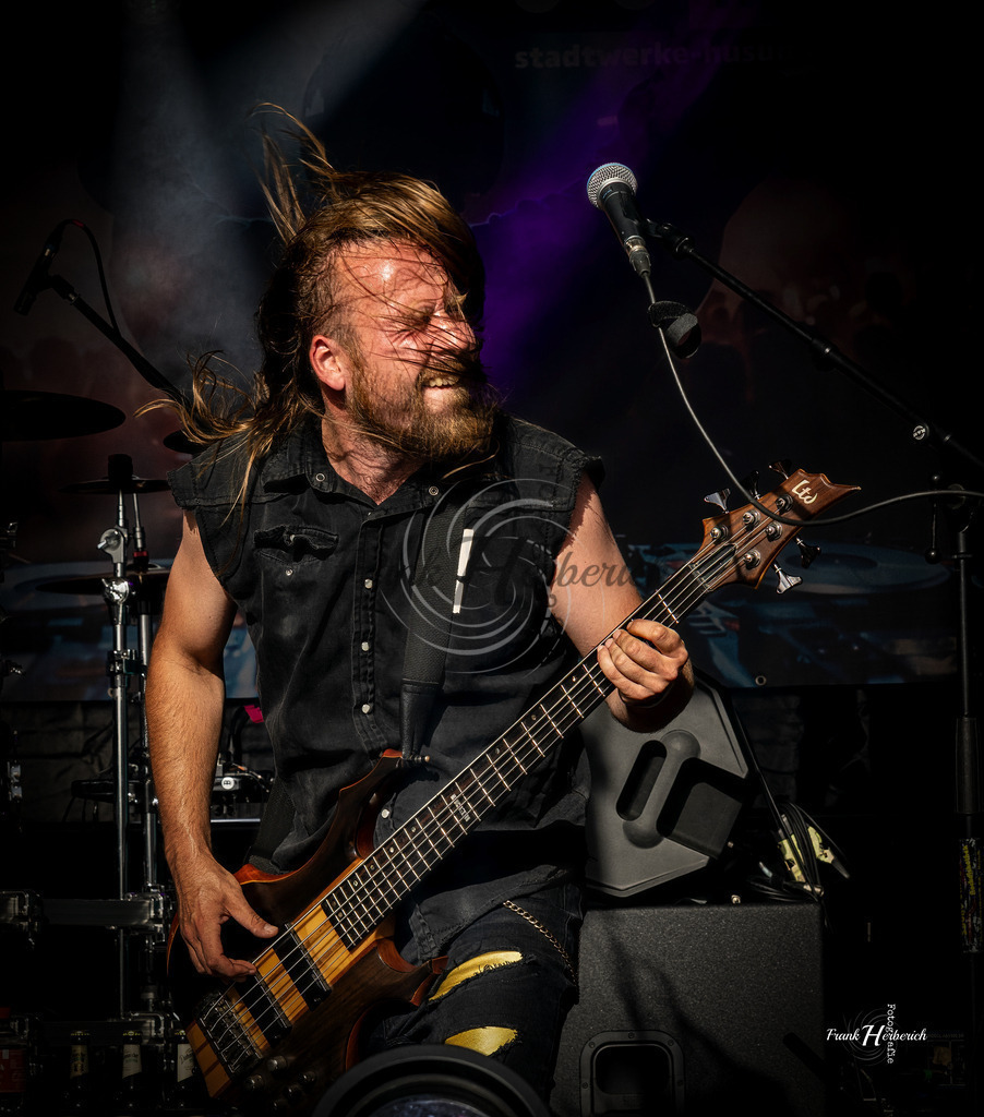 Violand | Frank Herberich Fotografie, Frank Herberich, Fotografie, Hochzeit, Portrait, St. Peter Ording, Ording, Westerhever, Nordsee, Frank Fotografie, Hardheim,  Odenwald,Walldürn, Band,Eventfotografie - Realisiert mit Pictrs.com