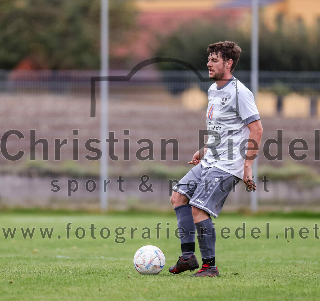 2023-10-15_027_SV_Eintracht_Berglern_gegen_FC_Tuerkguecue_Erding | Berglern, Deutschland, 15.10.2023:
Fußball, Kreisklasse 2023 / 2024, 10. Spieltag, SV Eintracht Berglern gegen FC Türkgücü Erding, Endergebnis: 1:0

Foto: Christian Riedel / fotografie-riedel.net