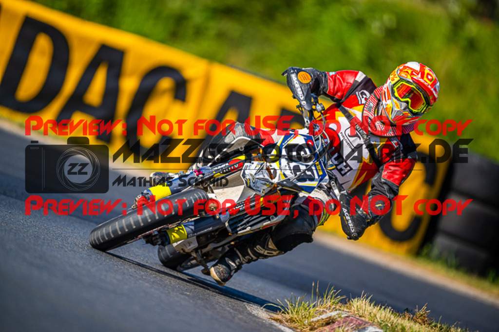 MaZZes_FotoMatrix_220528_4118 | Fotograf Mathias Schmid
Sportfotograf,
Eventfotograf,
Hochzeitsfotograf,
Portraitfotograf