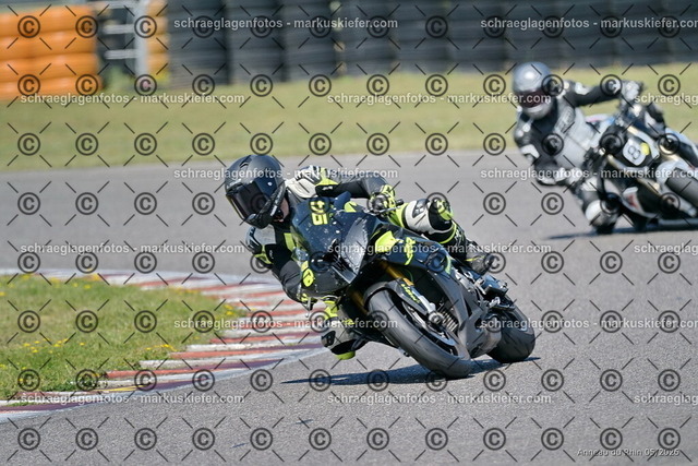 26BT01-1533 | 094 - Realisiert mit Pictrs.com