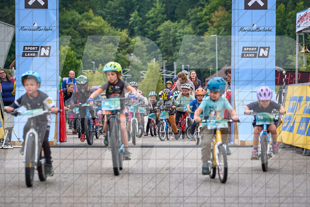 Betriebszentrum Laubenbachmühle, Frankenfels, Österreich - 13. September 2025: Dirndltal Race - Kids RaceFotograf: Martin Bihounek / martinbihounek.com | 13. September 2025 Betriebszentrum Laubenbachmühle, Frankenfels, Österreich : Dirndltal Race - Kids Race •••••Photo by: Martin Bihounek / martinbihounek.comInsta: @martinbihounekcom